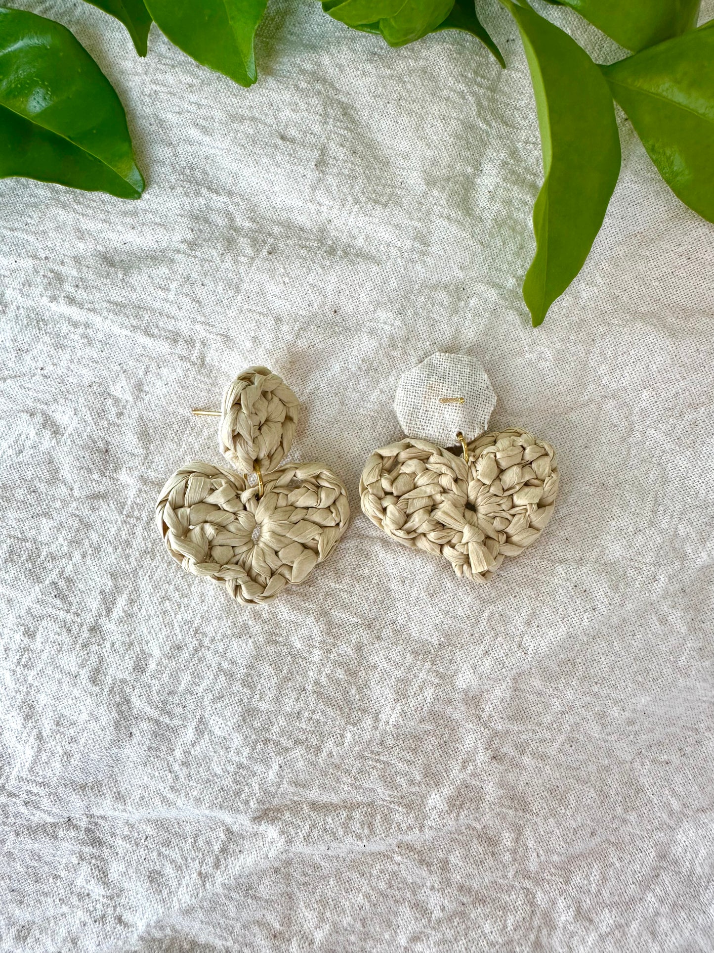Tidal Heart Crochet Earrings- Natural